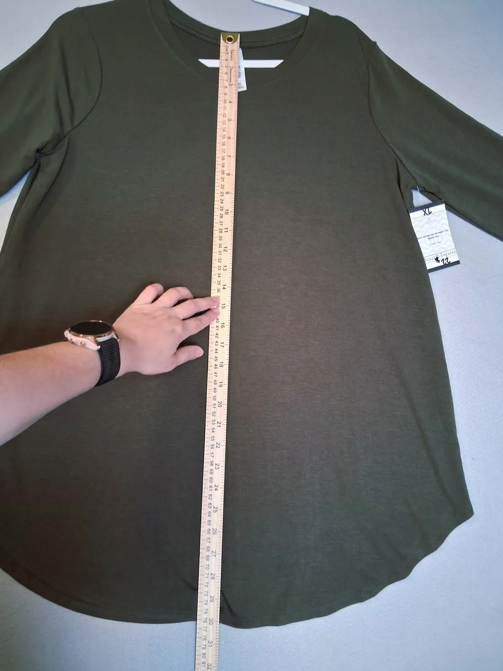 Zenana Outfitters Olive Curved-Hem Long Sleeve Top - Picture 5 of 9